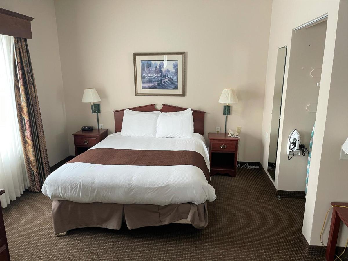 River Hills Hotel- Mankato Extérieur photo