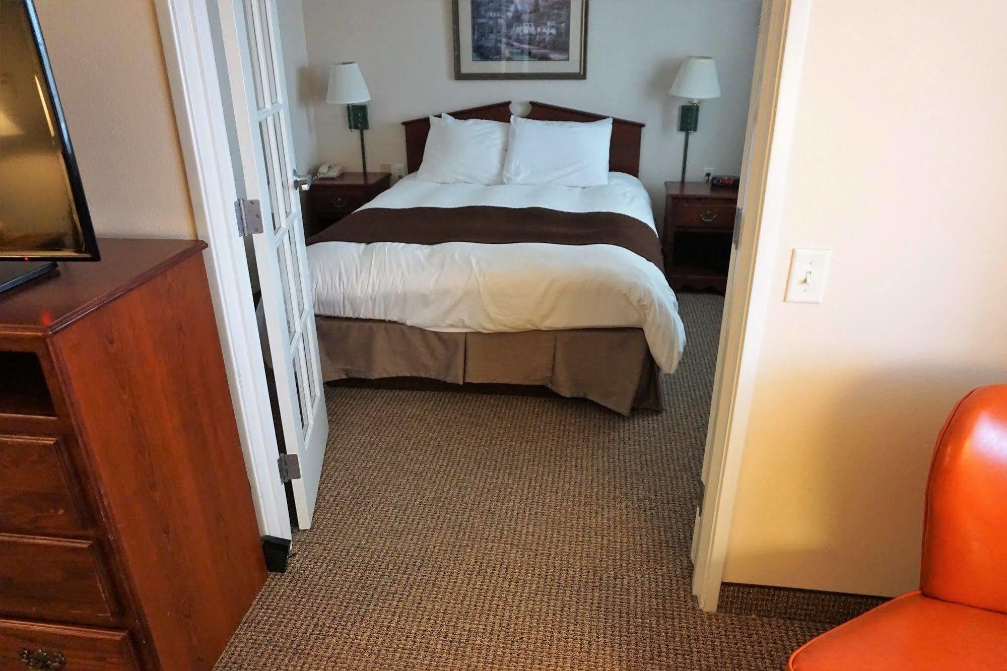 River Hills Hotel- Mankato Extérieur photo